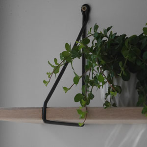 shelf bracket